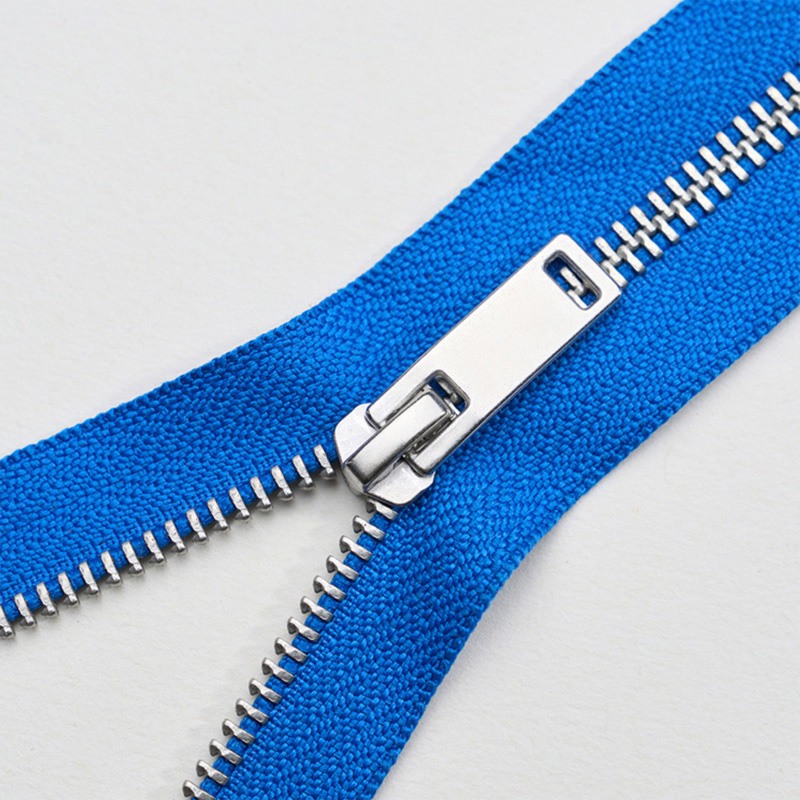 YAB EUZOR Blue Y teeth metal zipper