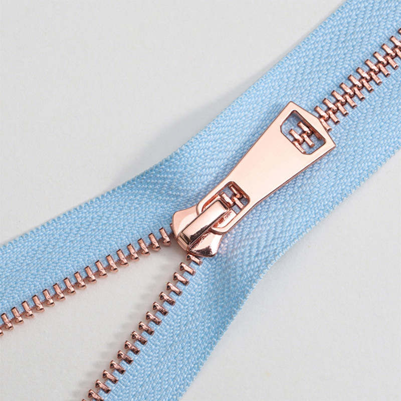 YAB KRORA Light Blue Y teeth metal zipper