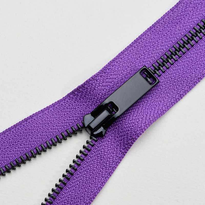 YAB KRORA Purple Y teeth metal zipper