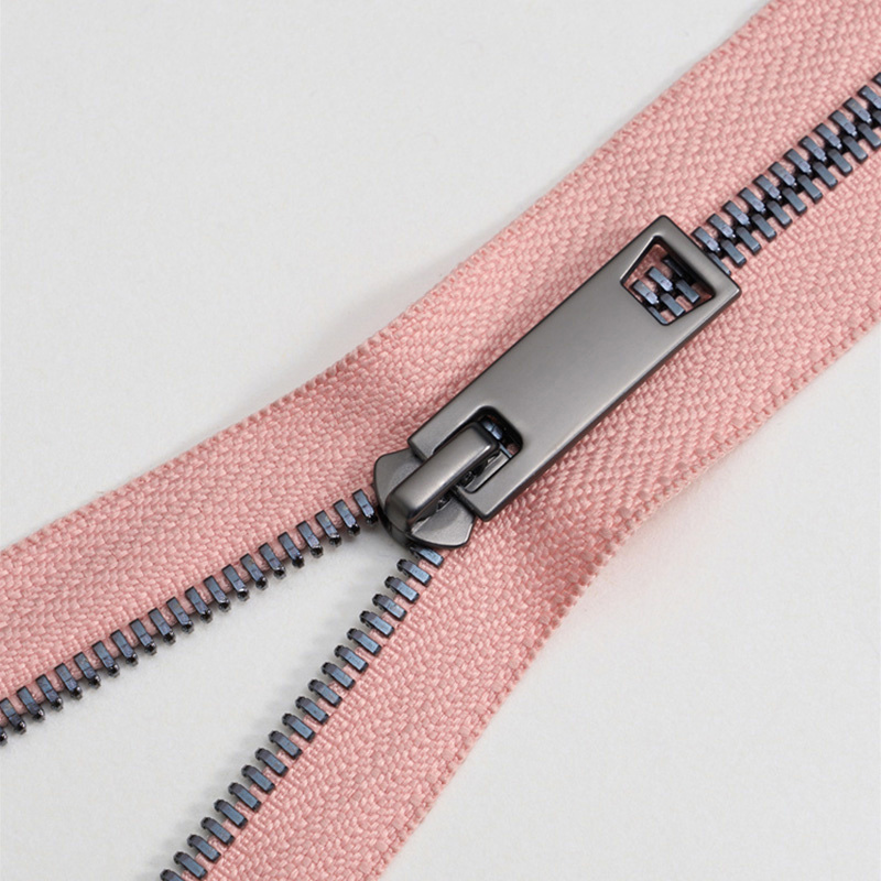 YAB EUZOR Pink Double point tooth metal zipper