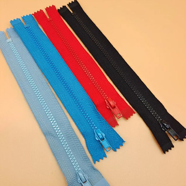 YAB #3 Plastic Fire Retardant Closed-End Zipper